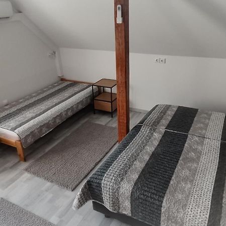 Lila Fuge Apartman Apartment Balatonfured Luaran gambar