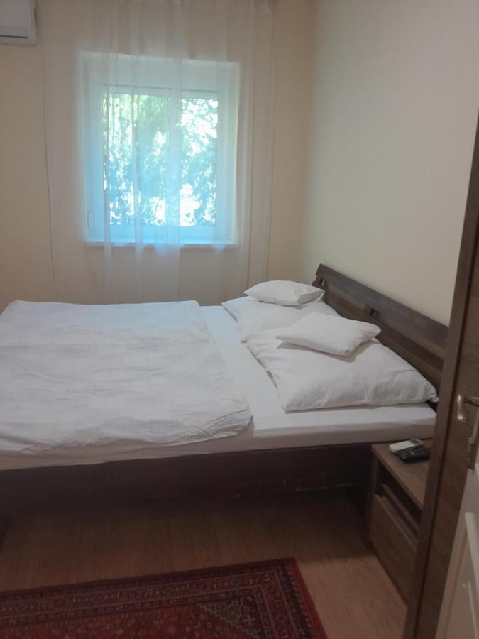 Lila Fuge Apartman Apartment Balatonfured Luaran gambar