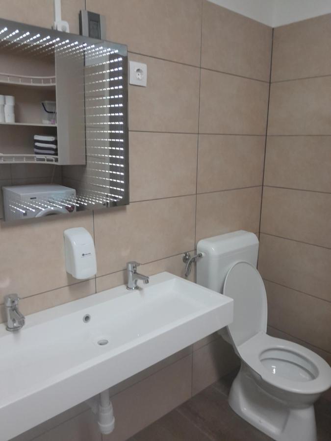 Lila Fuge Apartman Apartment Balatonfured Luaran gambar
